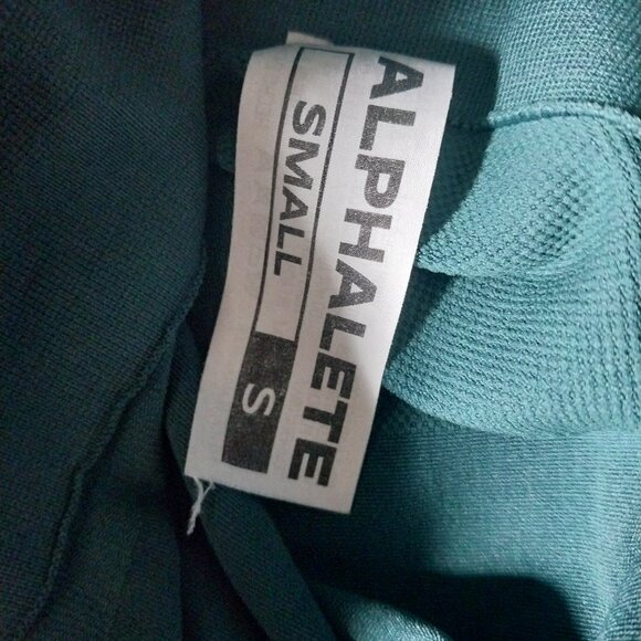 Alphalete amplify shorts size small Teal - Picture 3 of 3